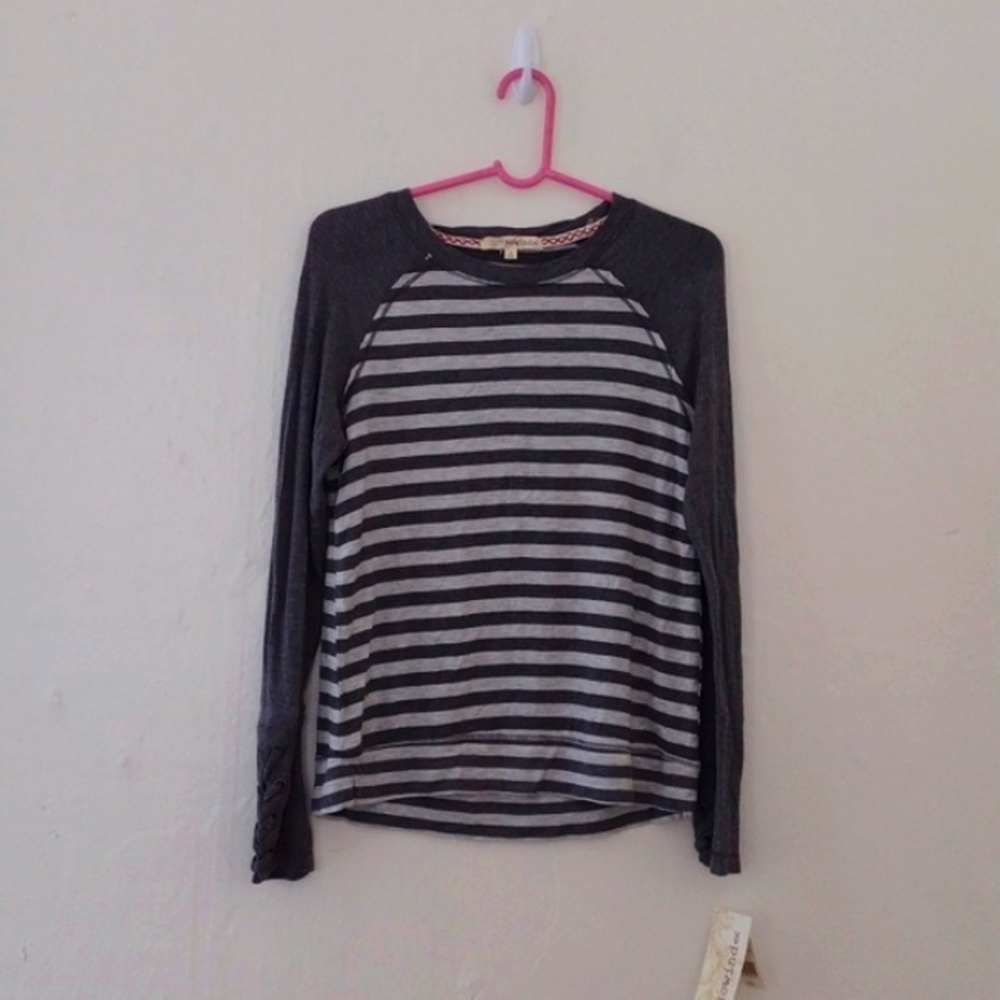 Rewind Gray Striped Raglan Long Sleeve Top Size S NWT
